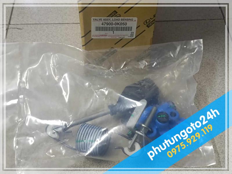 BỘ CHIA DẦU PHANH SAU TOYOTA INNOVA - 1