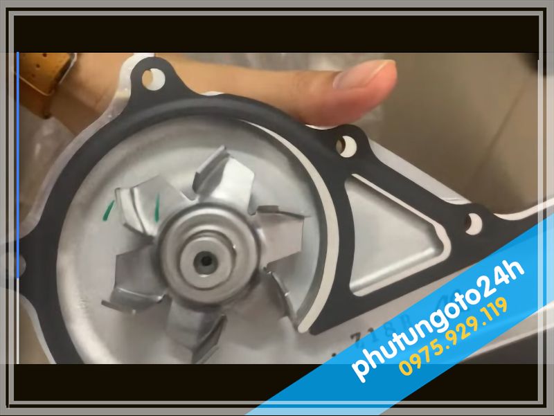 BƠM NƯỚC XE TOYOTA FORTUNER MÁY XĂNG - 4