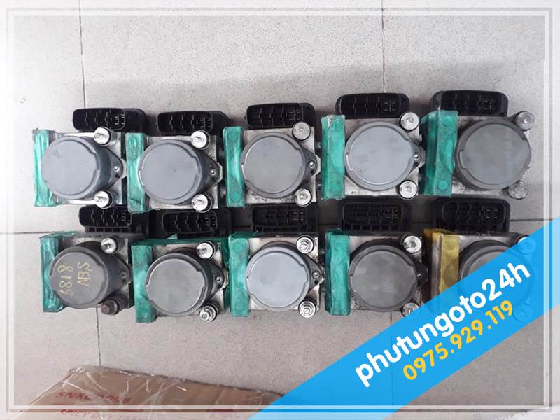 CỤM BƠM ABS XE TOYOTA INNOVA - 5