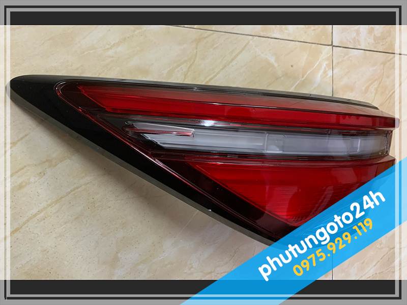 ĐÈN HẬU XE TOYOTA FORTUNER - 4