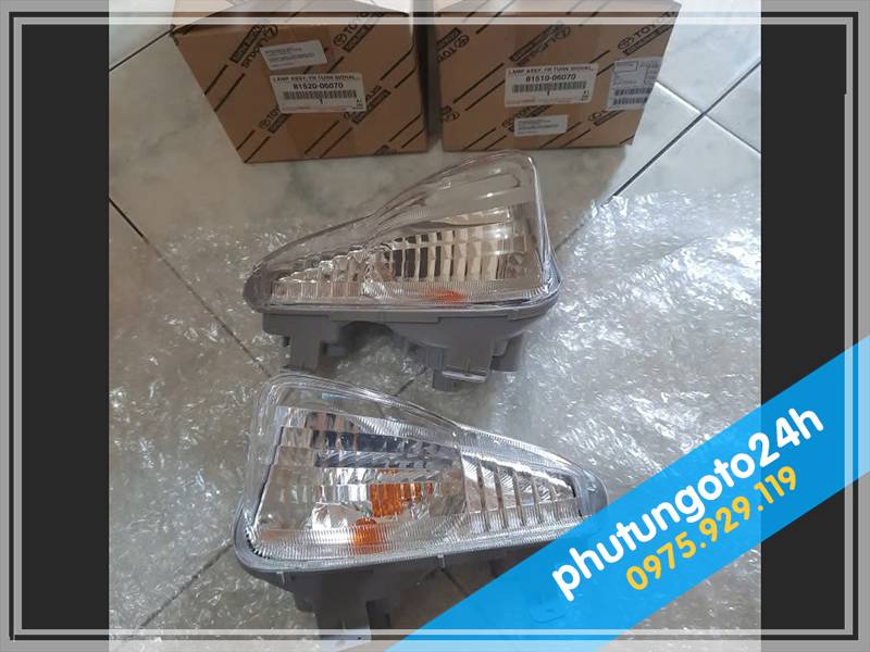 ĐÈN XI NHAN CẢN TRƯỚC TOYOTA INNOVA - 2