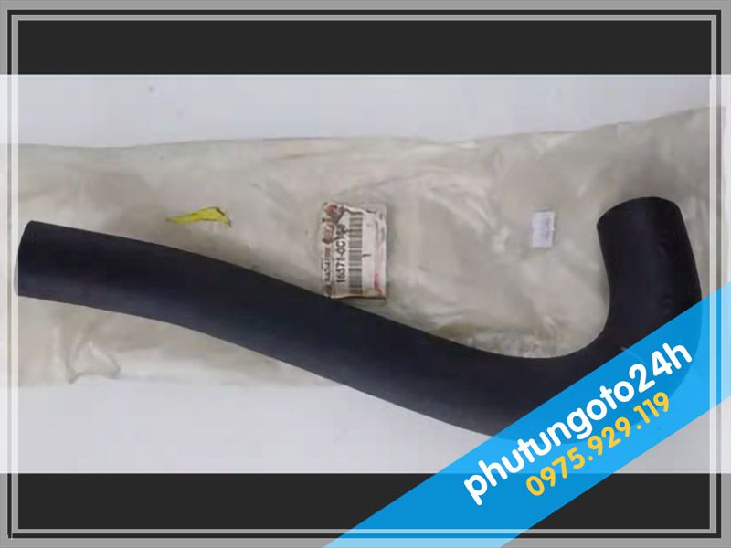ĐƯỜNG ỐNG TRÊN KÉT NƯỚC XE TOYOTA INNOVA - 3