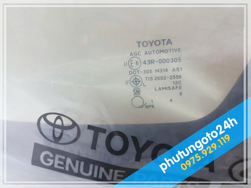 KÍNH CHẮN GIÓ TRƯỚC XE TOYOTA INNOVA - 4