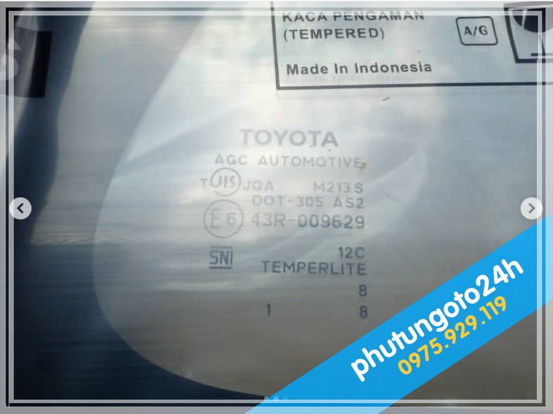 KÍNH CHẾT HÔNG SAU XE TOYOTA INNOVA - 3