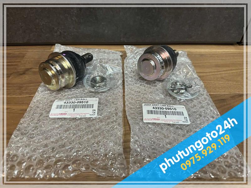 ROTUYN TRỤ DƯỚI XE TOYOTA FORTUNER - 2