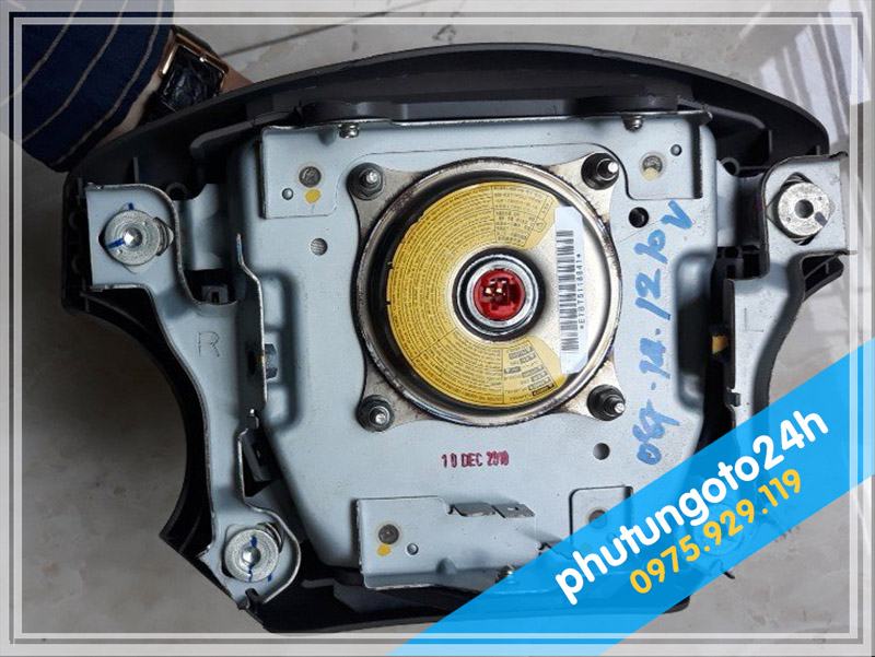 TÚI KHÍ VÔ LĂNG XE TOYOTA INNOVA - 4