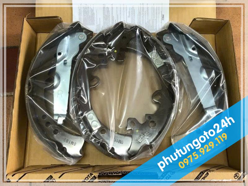 BỐ THẮNG SAU XE TOYOTA FORTUNER - 1